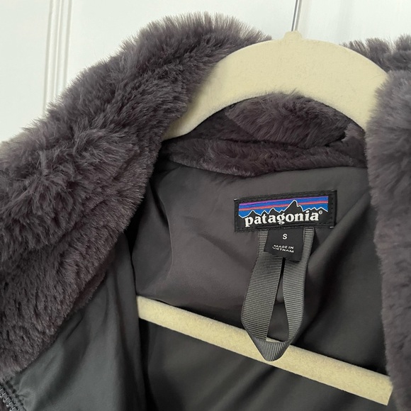 Patagonia Women’s High Pile Pelage Zip Jacket - Picture 2 of 11